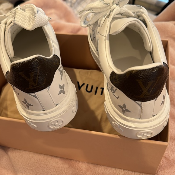 Louis Vuitton Time out sneakers - Picture 5 of 8